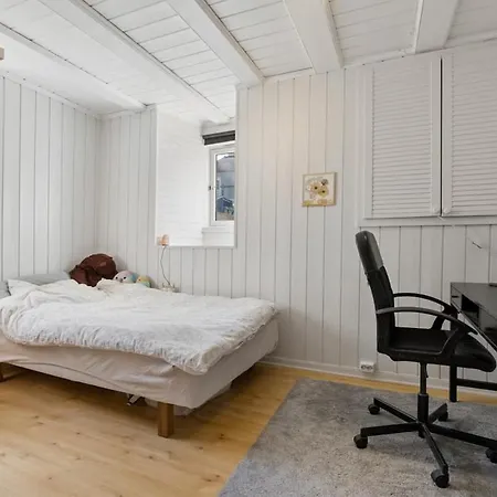 Cozy And In Mollenberg